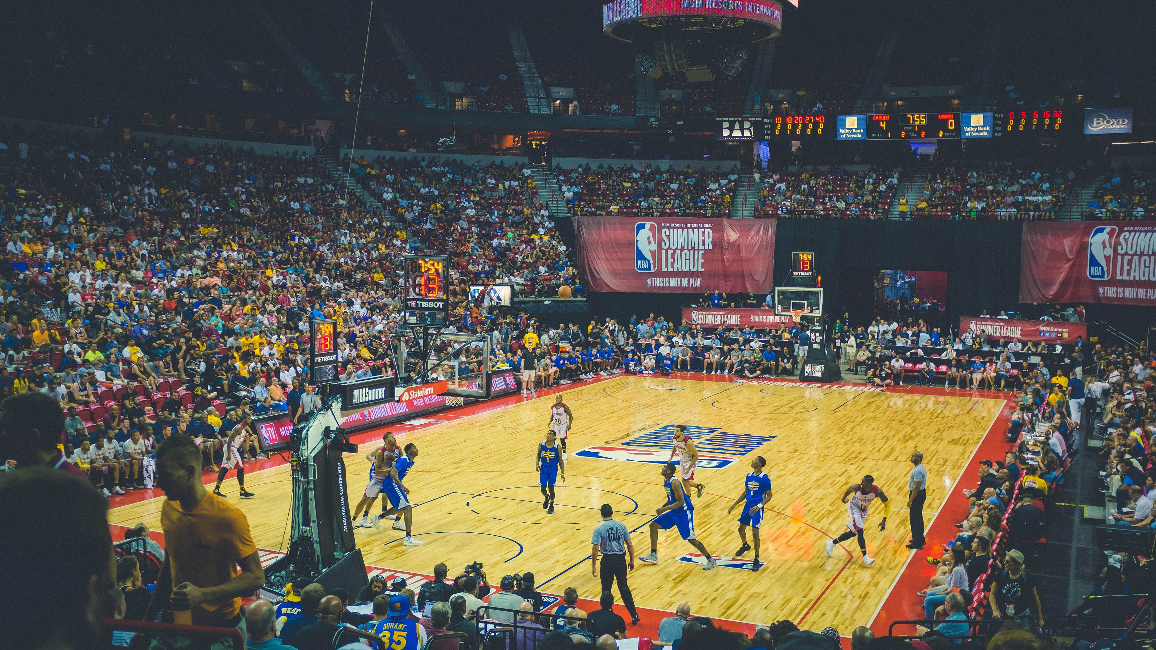 瑜伽选手在国内比赛中表现突出,瑜伽界的大咖